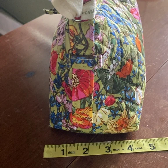 Adorable Vera Bradley Roxbury Crescent Shoulder Bag. Fabric is Meadow Bouquet. - Picture 11 of 11